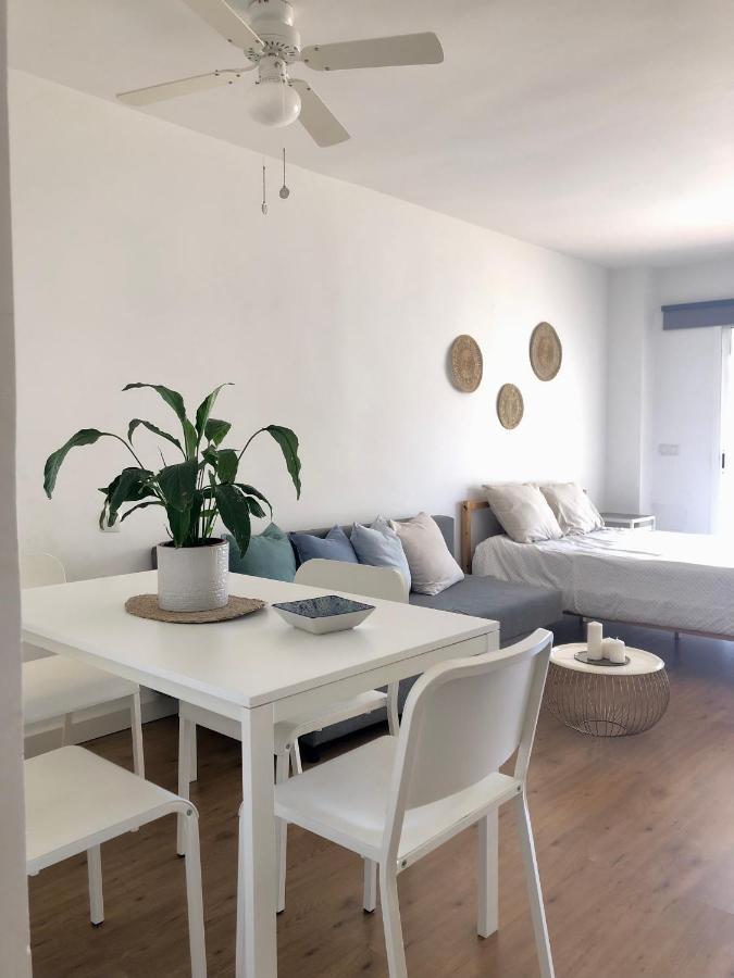 Siriana Suites 101, 001 ベナルマデナ エクステリア 写真